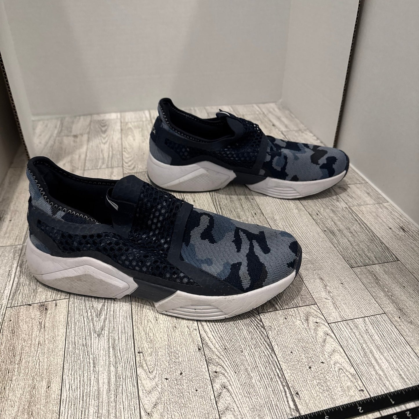 Nautical blue camouflage sneaker size 8