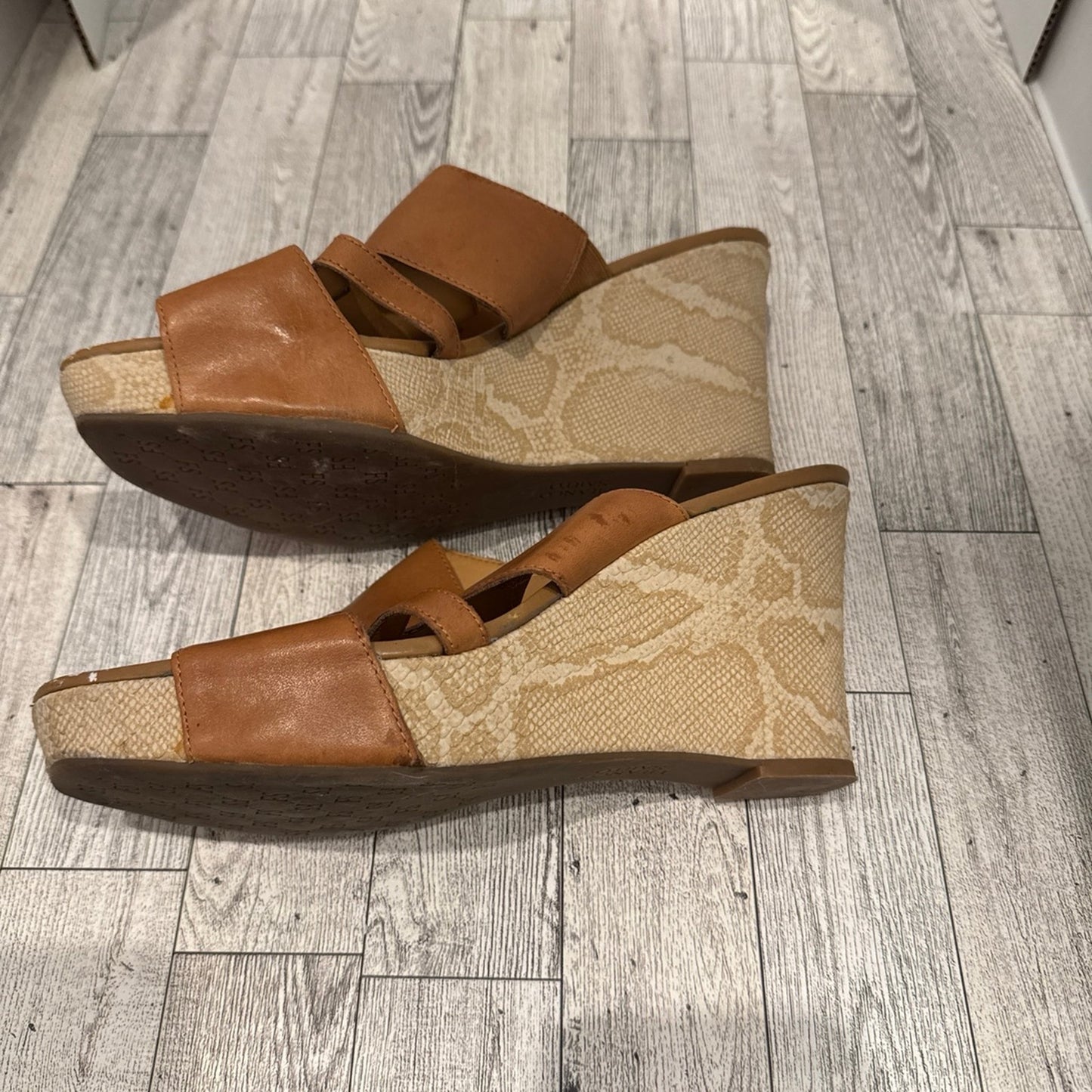 Franco Sarto light brown sandles