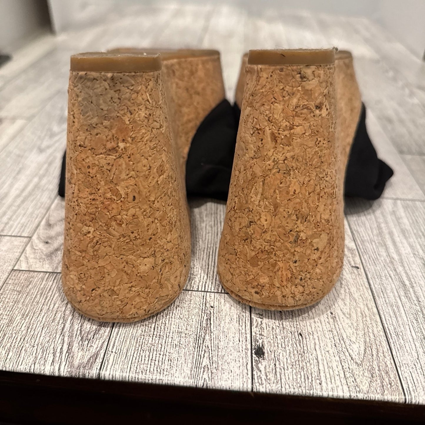 LUCKY Brand black Stretchy mule.