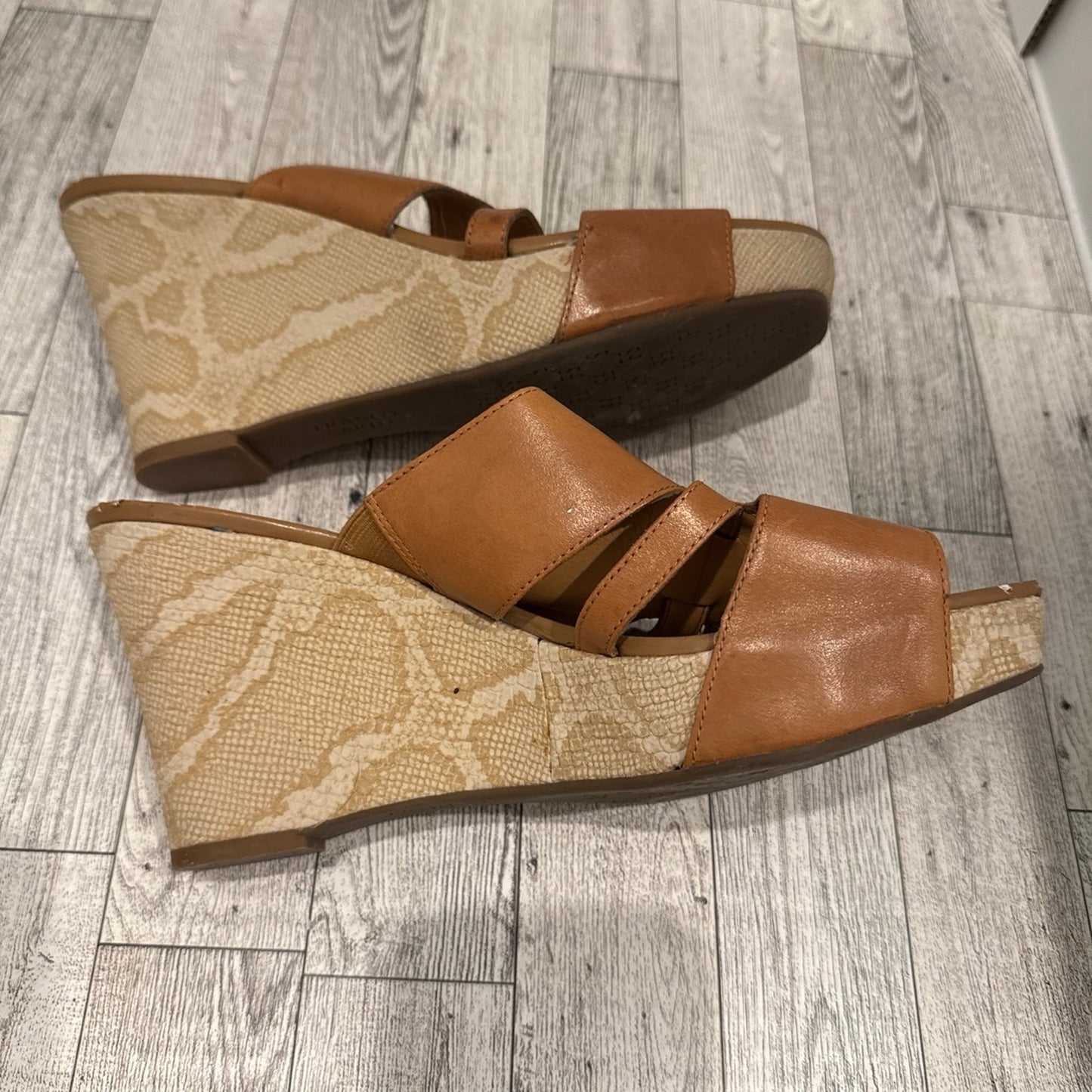 Franco Sarto light brown sandles
